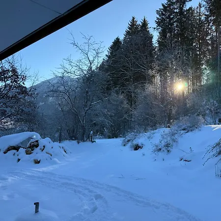 Haus Schwaenli Mit Kachelofen Und Sauna *