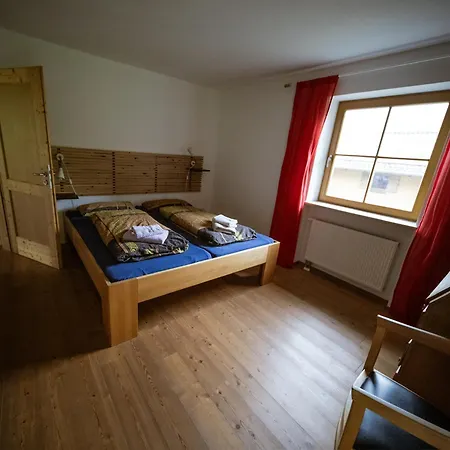 Holiday home Haus Schwaenli Mit Kachelofen Und Sauna Oberammergau