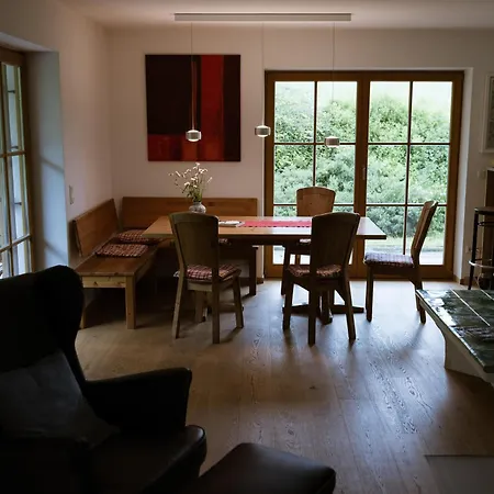 Haus Schwaenli Mit Kachelofen Und Sauna Holiday home