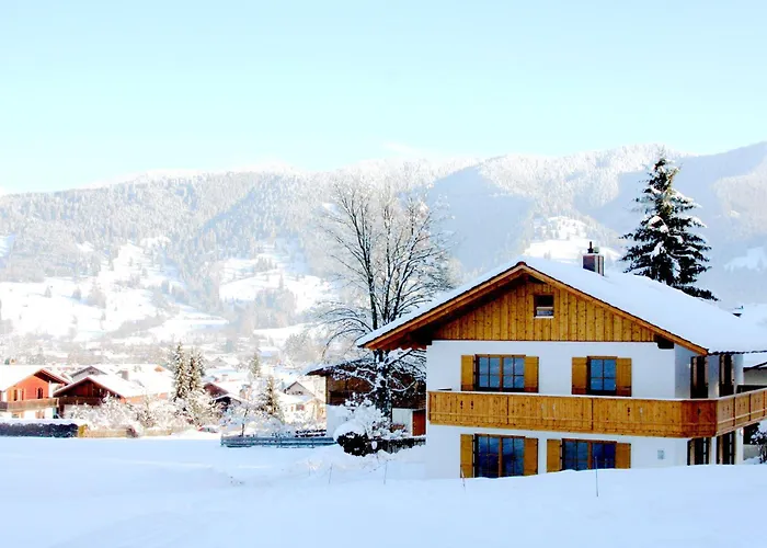 Haus Schwaenli Mit Kachelofen Und Sauna *