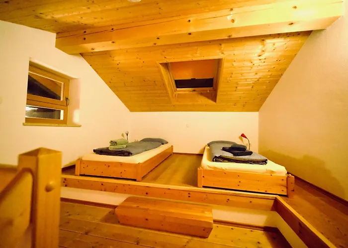 Feriehus Haus Schwaenli Mit Kachelofen Und Sauna