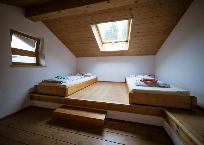 Haus Schwaenli Mit Kachelofen Und Sauna Feriehus *
