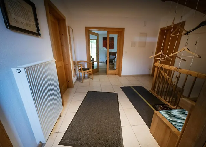 Feriehus Haus Schwaenli Mit Kachelofen Und Sauna *